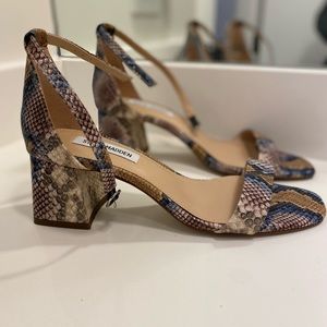 Steve Madden Snake Skin Heals - brand new